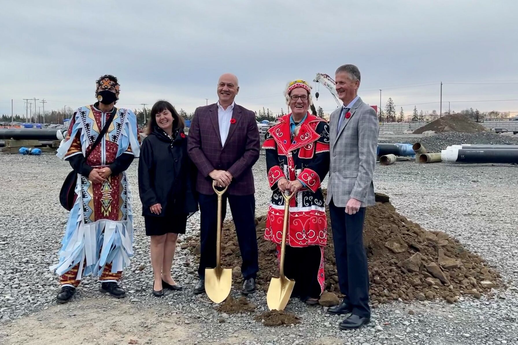 Chief Terry Paul and Former NHL Star Mike McPhee to Lead ‘Cancer Care Here at Home’ Campaign. Annette Verschuren Gives $1 Million to Cause.